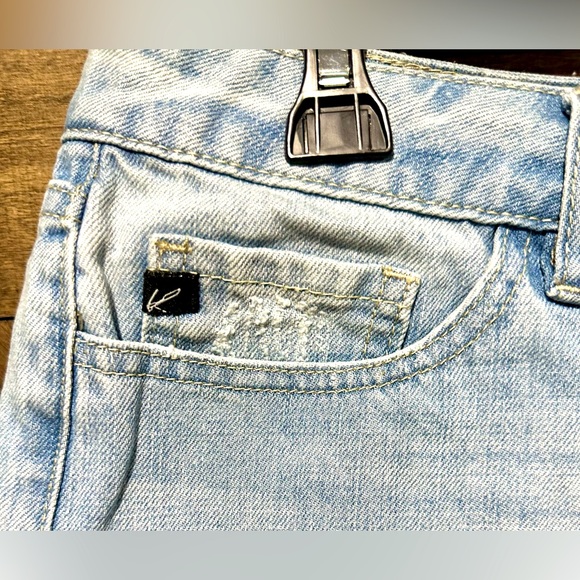 EUC Like New KanCan Light Wash Cuffed Denim Shorts - Picture 5 of 14